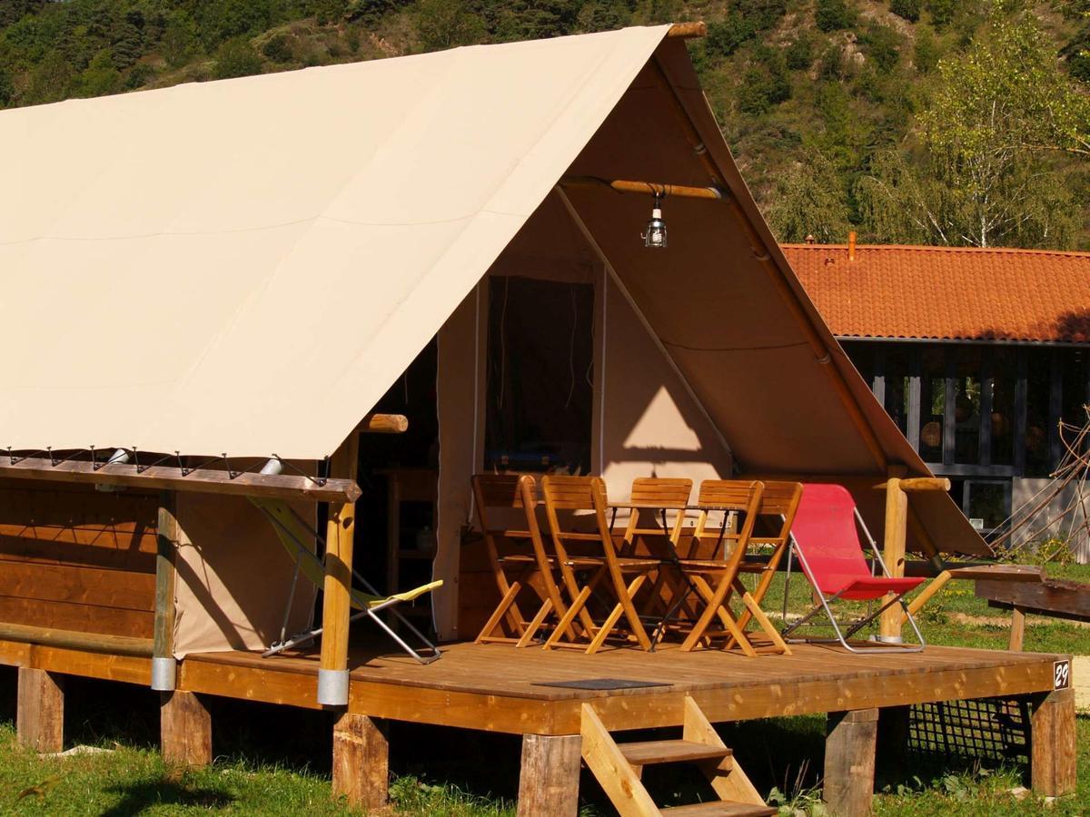 Cosycamp Hotell Chamalières-sur-Loir Eksteriør bilde