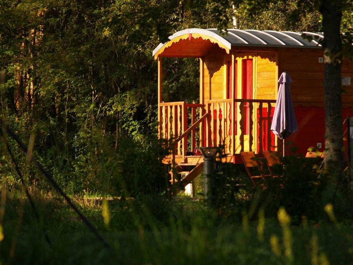 Cosycamp Hotell Chamalières-sur-Loir Eksteriør bilde