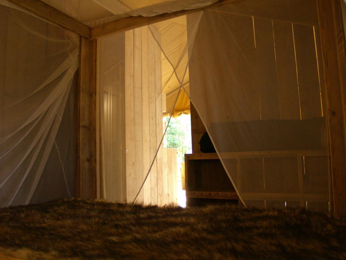 Cosycamp Hotell Chamalières-sur-Loir Eksteriør bilde
