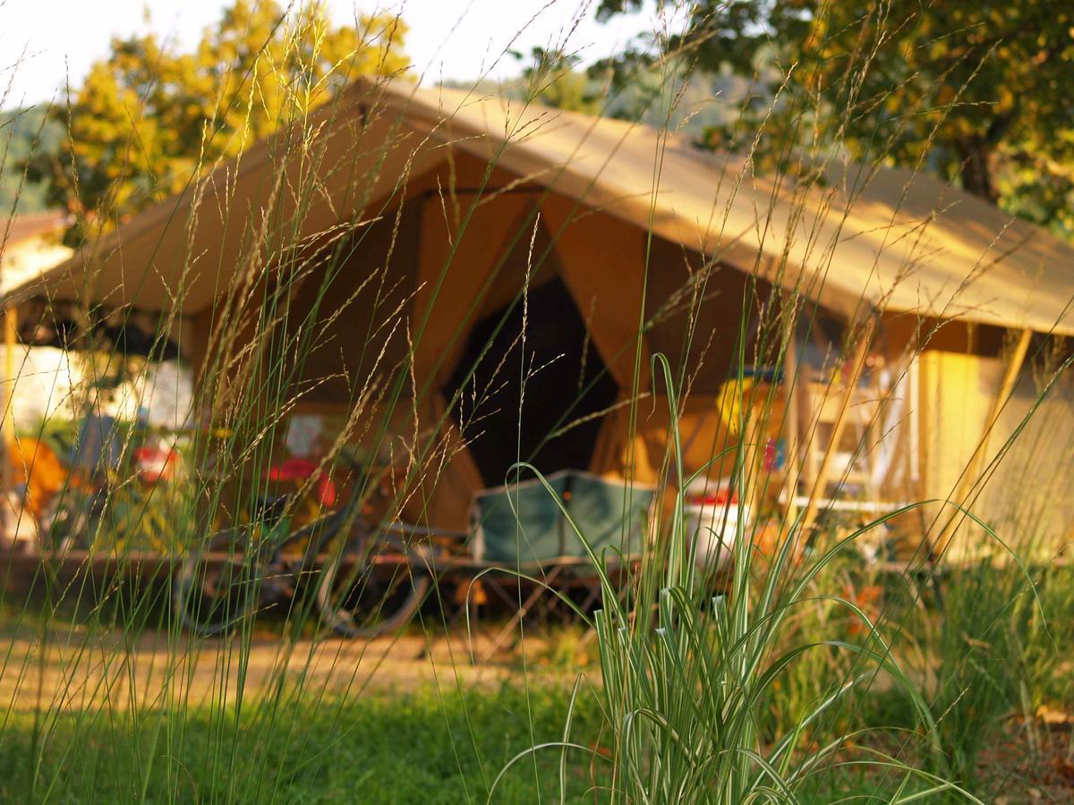 Cosycamp Hotell Chamalières-sur-Loir Eksteriør bilde
